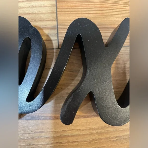 XOXO Decor - Picture 3 of 8